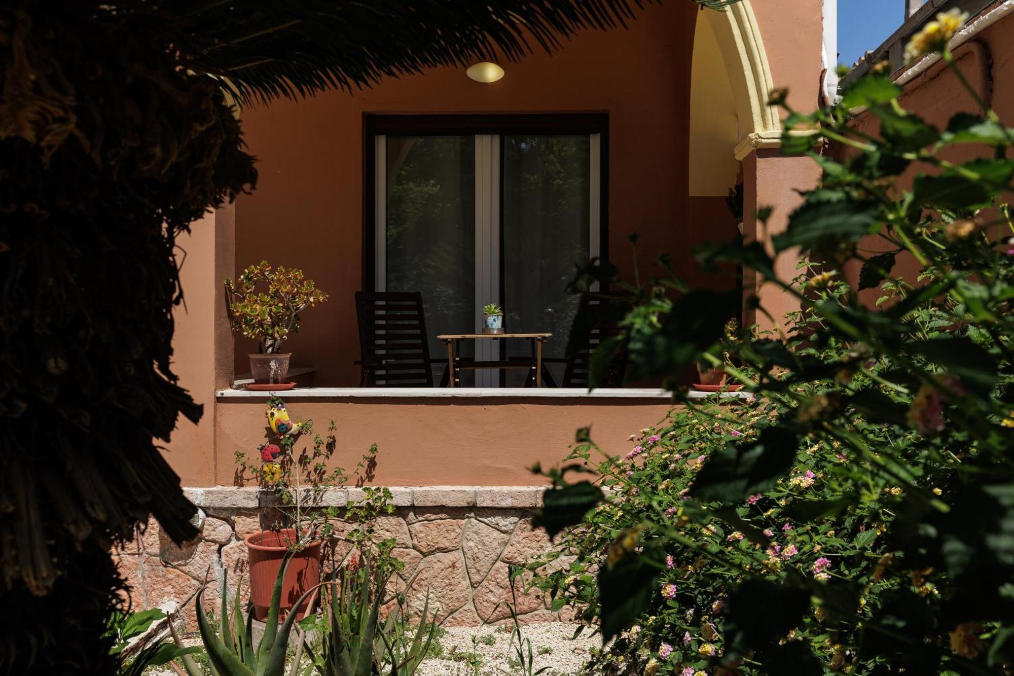 Aloe Apartments Corfu  Δωμάτιο φωτογραφία